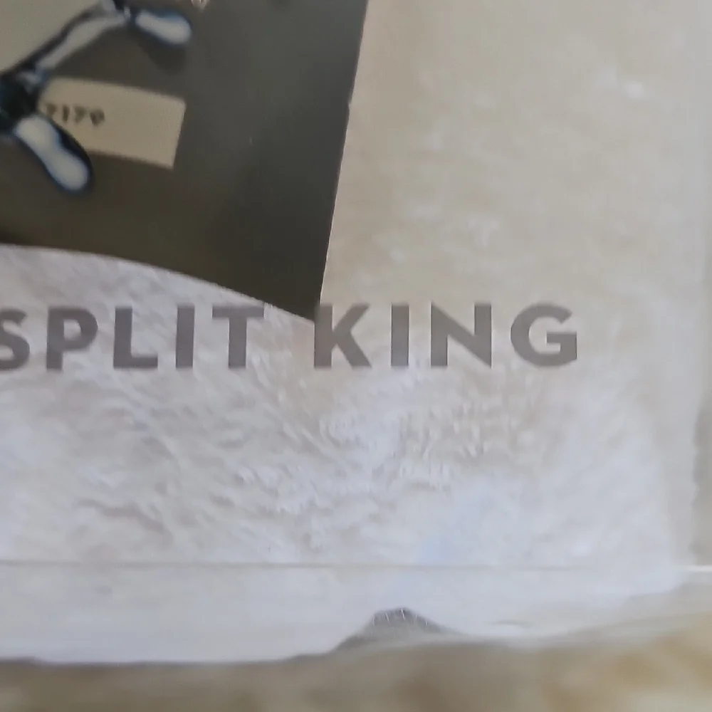 Not used Sleep Tite prime terry Mattress Protector SPLIT KING universal fit
